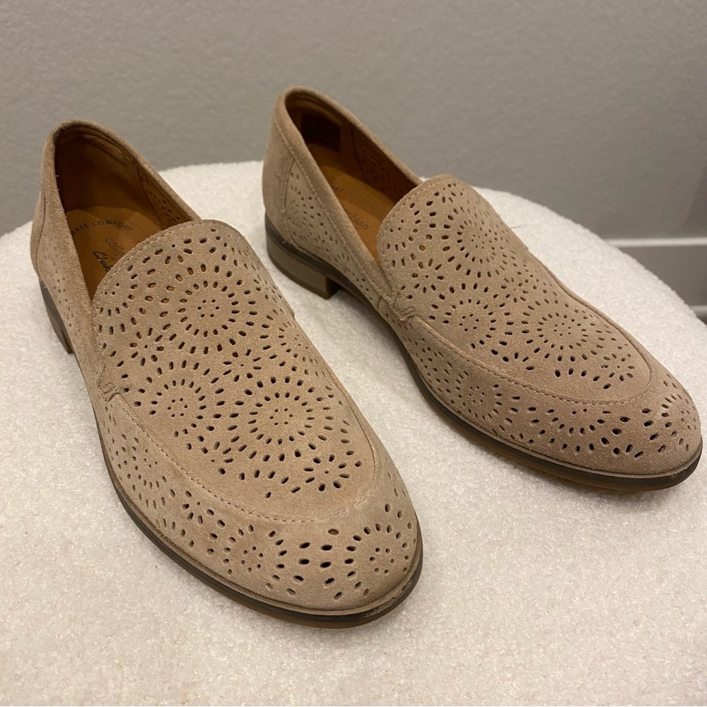 Clark’s Ultimate Comfort Suede Loafers Women’s Size 8.5